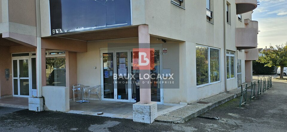 LOCAL COMMERCIAL à Louer